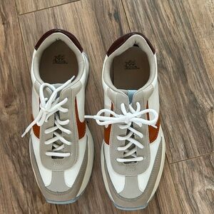 WILD FABLE platform sneaks. Take beige-ing to a new level. Brand new never worn
